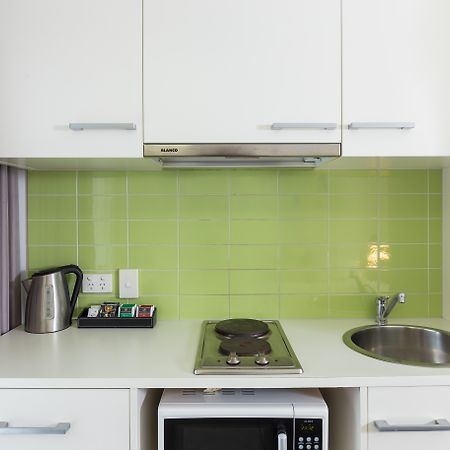 City Edge North Melbourne Apartment Hotel Dış mekan fotoğraf