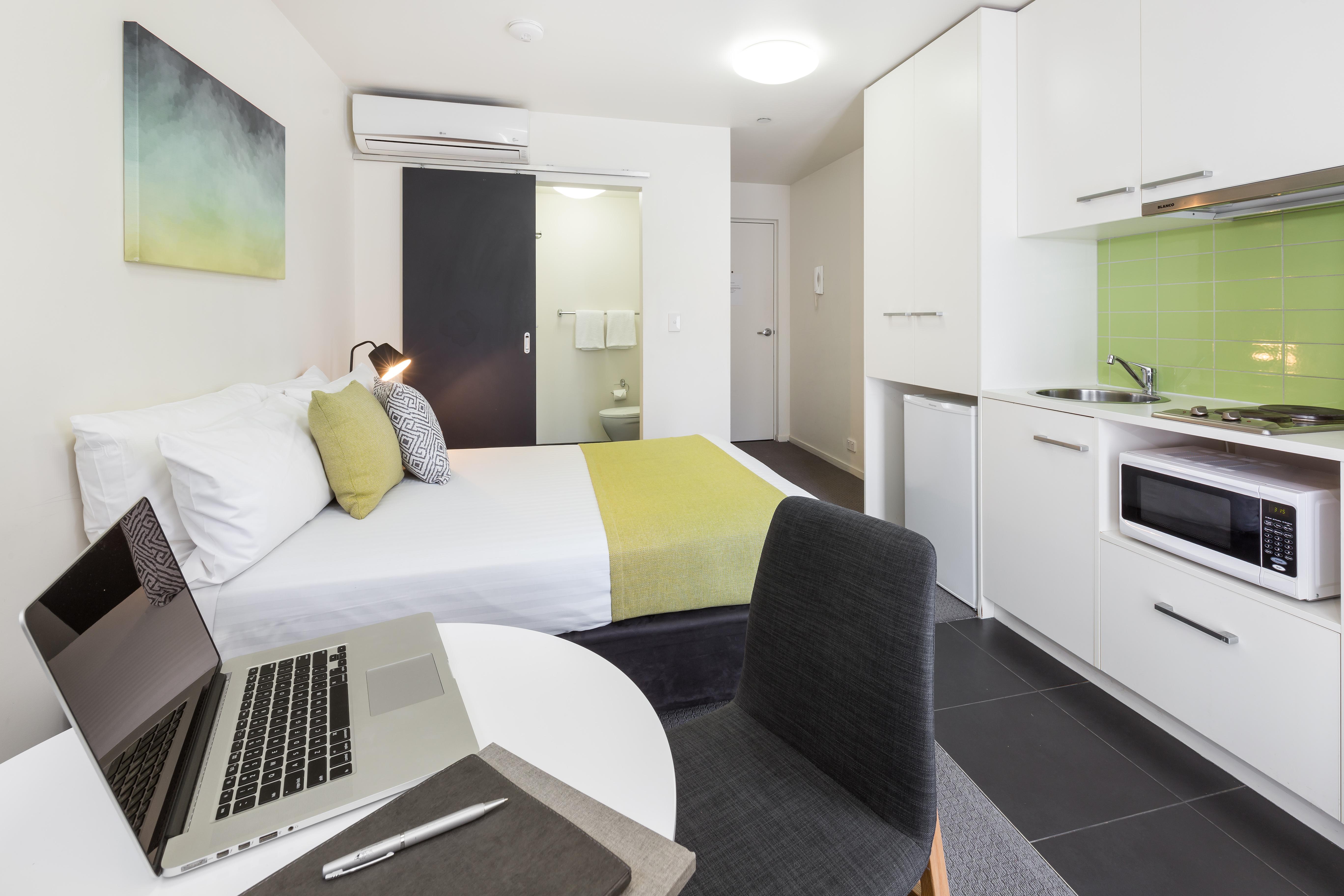City Edge North Melbourne Apartment Hotel Dış mekan fotoğraf