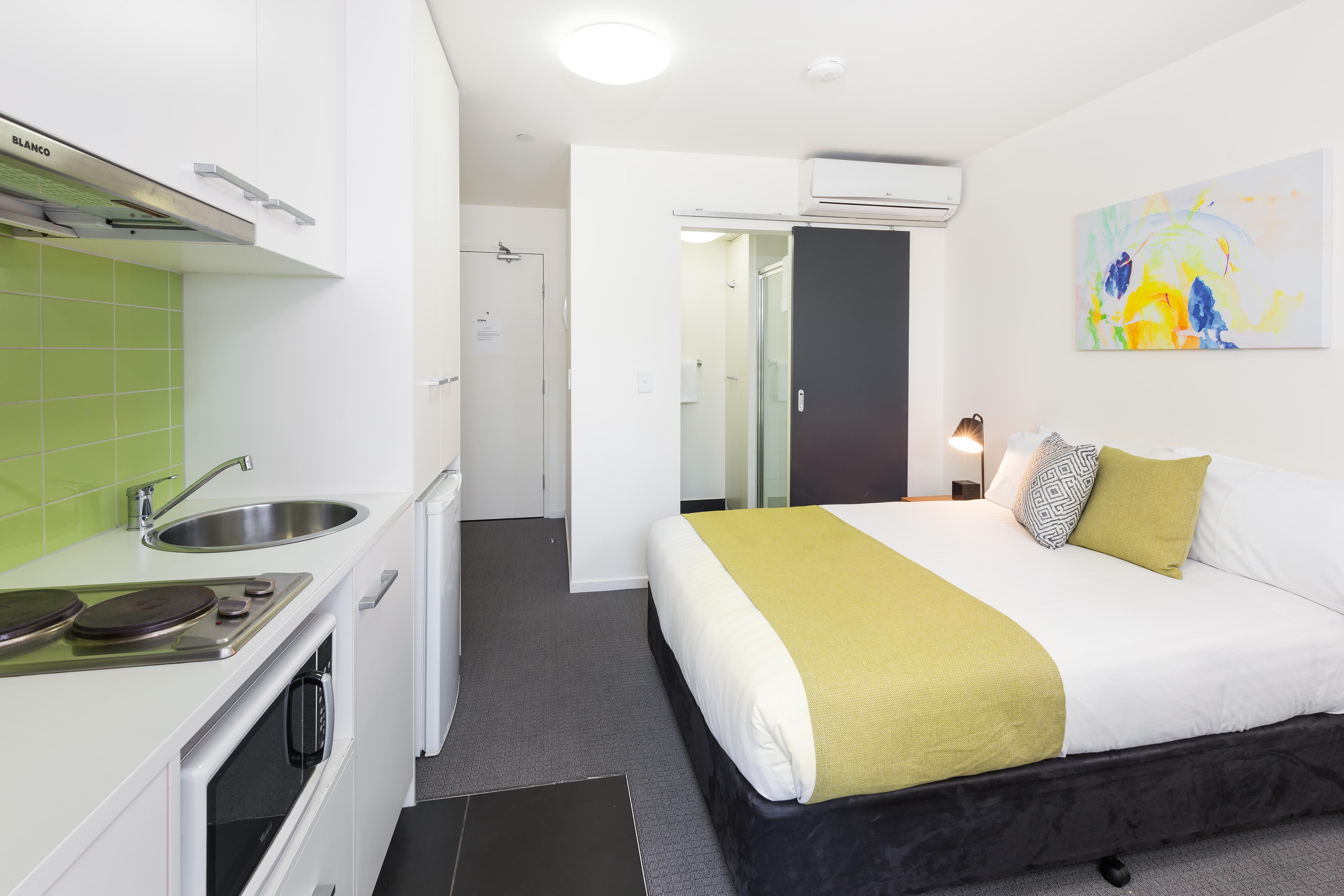 City Edge North Melbourne Apartment Hotel Dış mekan fotoğraf