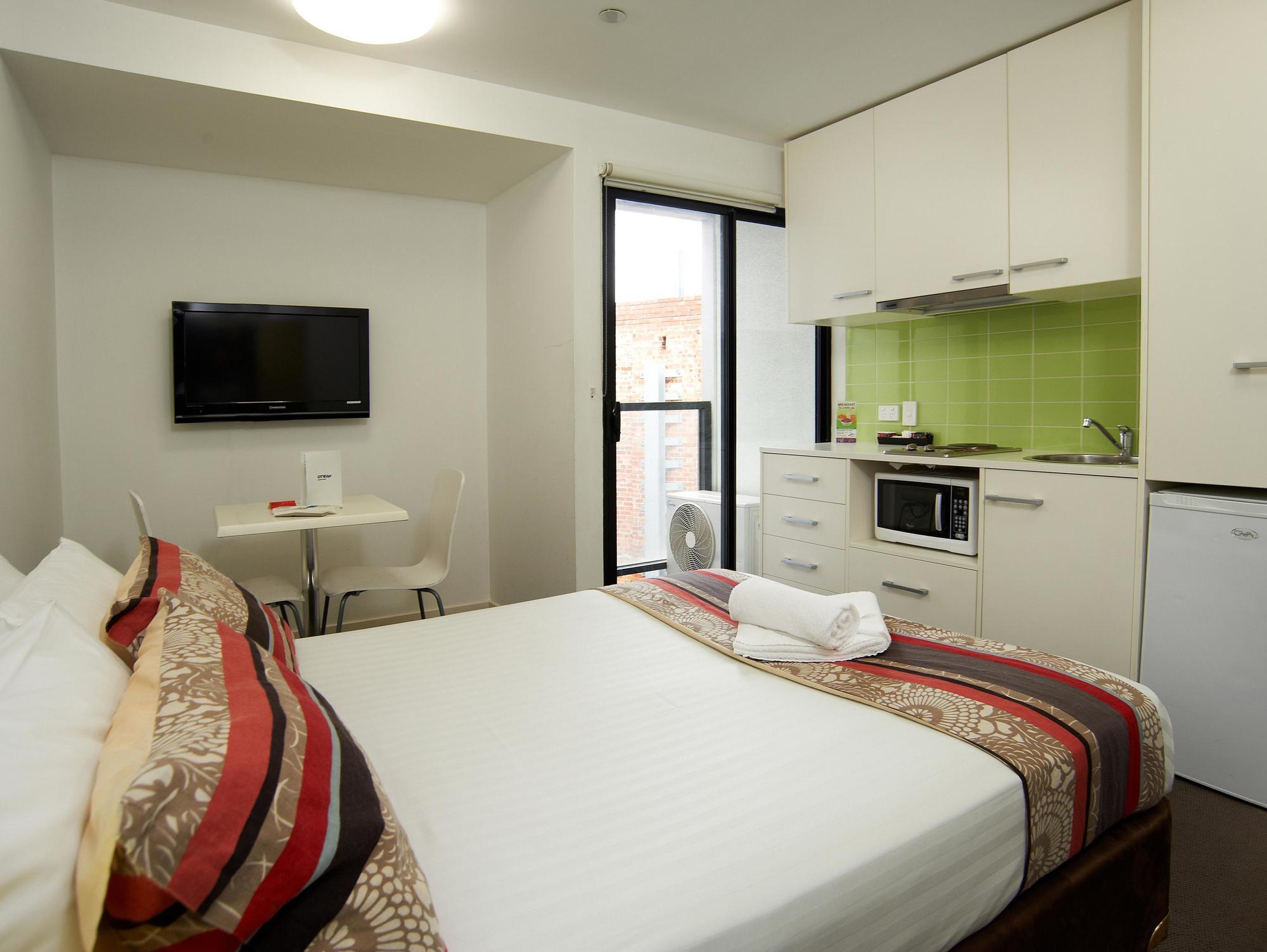 City Edge North Melbourne Apartment Hotel Dış mekan fotoğraf