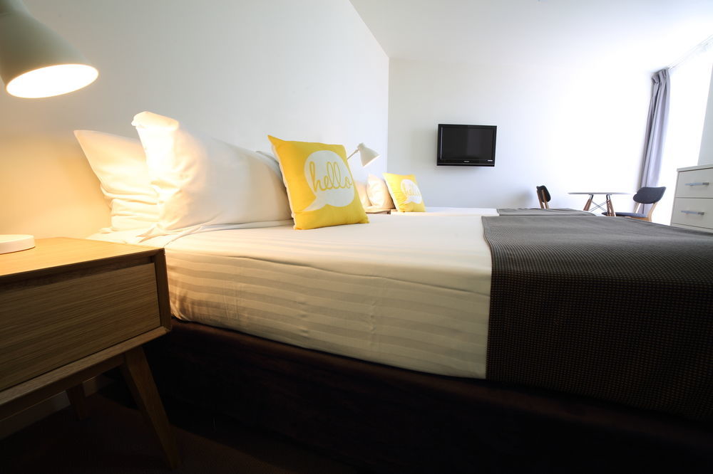 City Edge North Melbourne Apartment Hotel Dış mekan fotoğraf